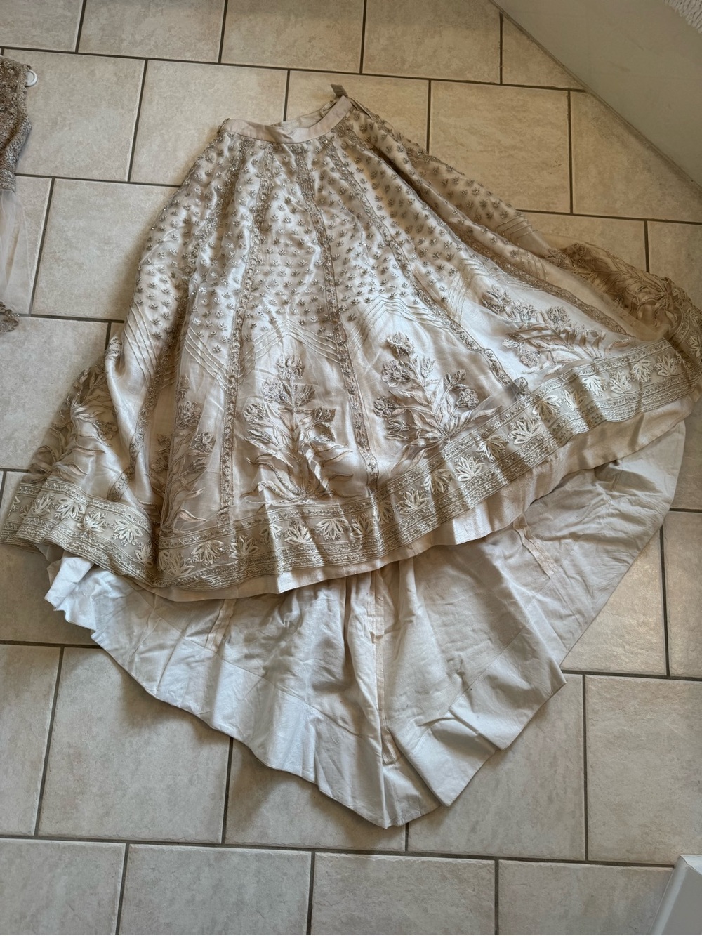Gold/Cream Ridhi Mehra Lehenga with Deep V Bodice - Picture 10 of 16
